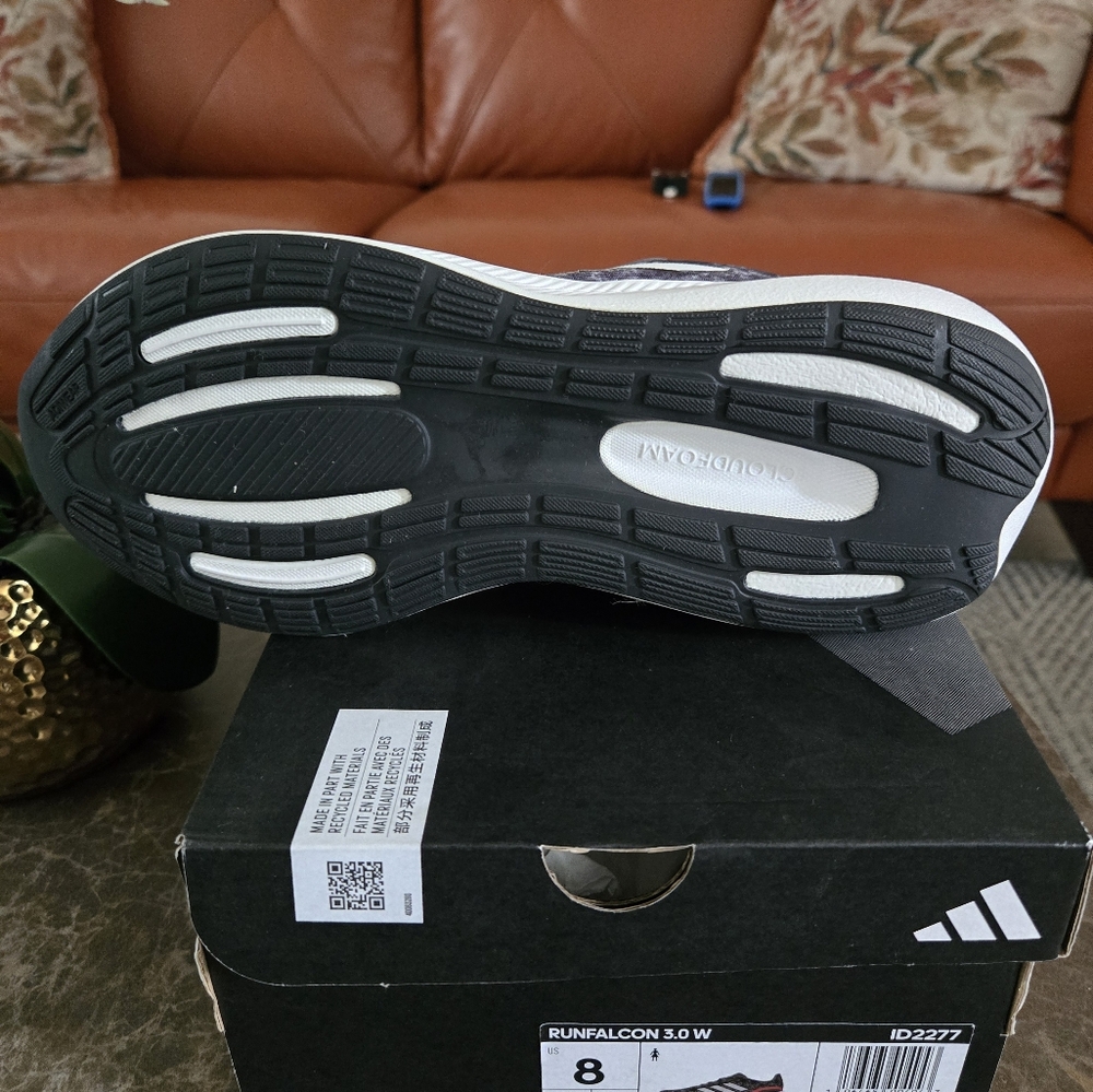 Adidas Women's Gray and White Running Shoes - Picture 3 of 5